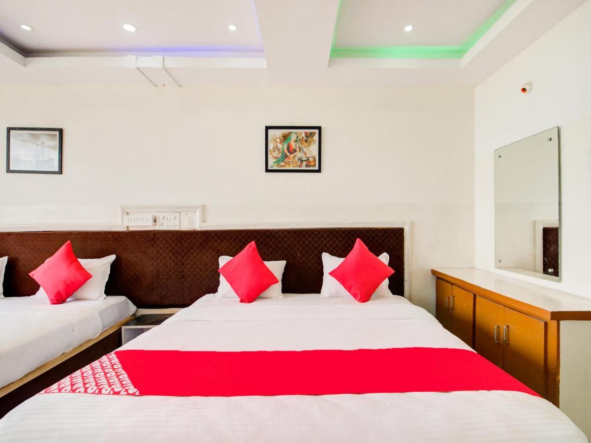 OYO 69511 Hotel Sea E Pearl Visakhapatnam Exterior foto
